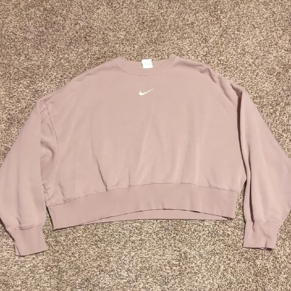 Nike Sportswear Phoenix Fleece Oversized Crewneck Sweatshirt - Picture 2 of 5
